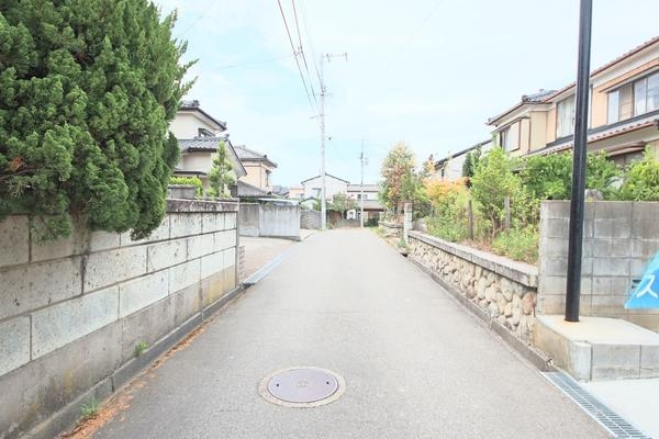 新潟市西区五十嵐東１丁目の中古一戸建て