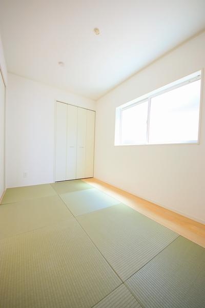 新潟市西区浦山４丁目の新築一戸建