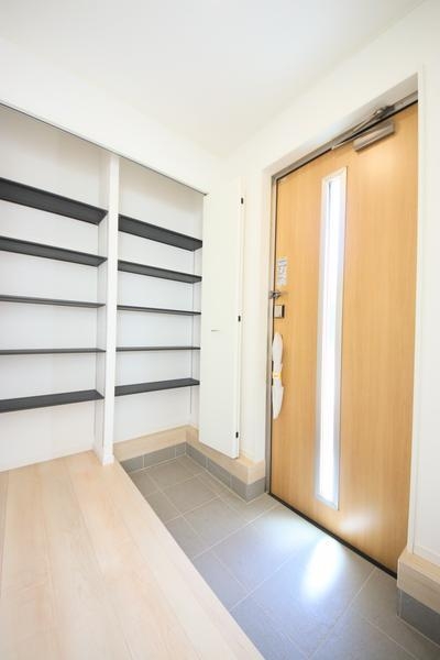 新潟市西区浦山４丁目の新築一戸建