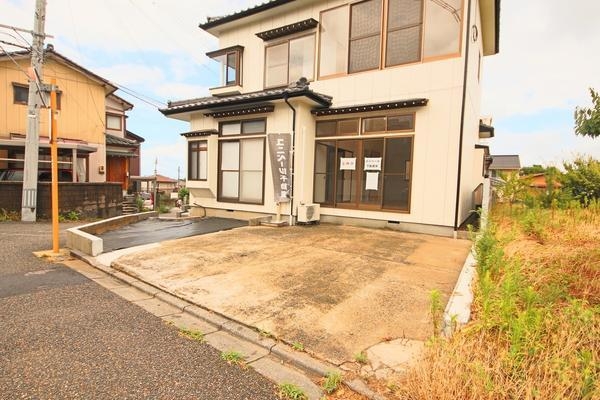 新潟市西区五十嵐１の町の中古一戸建て