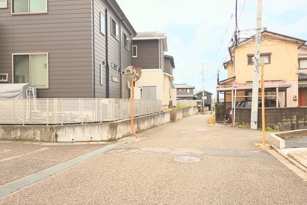 新潟市西区五十嵐１の町の中古一戸建て