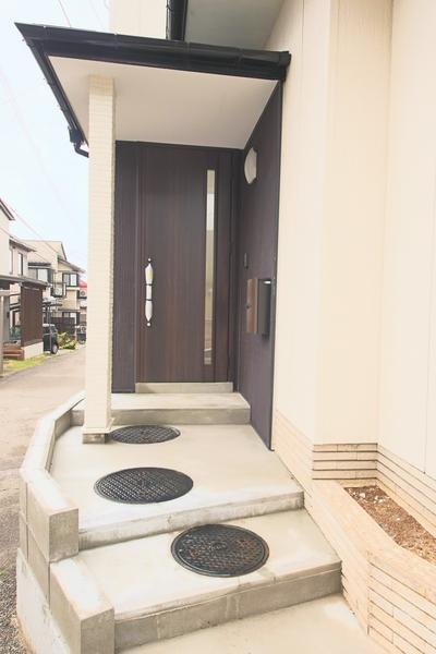 新潟市西区五十嵐１の町の中古一戸建て