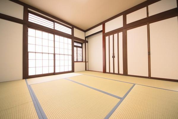新潟市西区五十嵐１の町の中古一戸建て