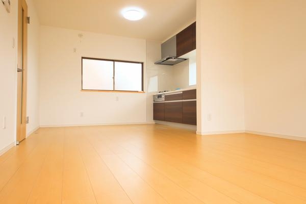 新潟市西区五十嵐１の町の中古一戸建て