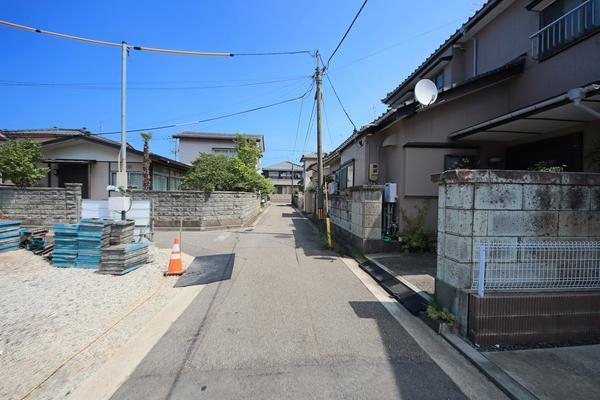 新潟市西区寺尾東２丁目の新築一戸建
