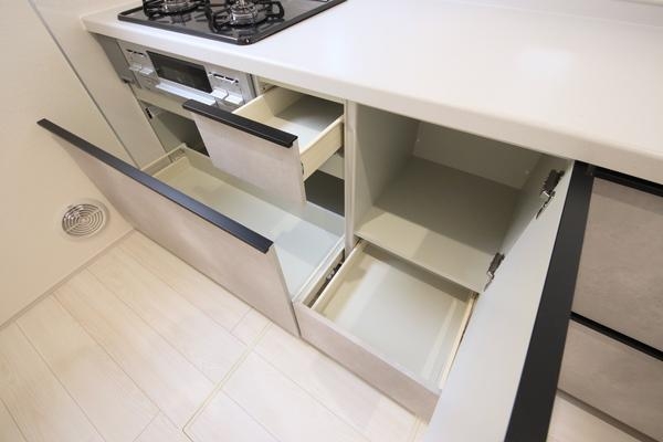 新潟市西区寺尾東２丁目の新築一戸建