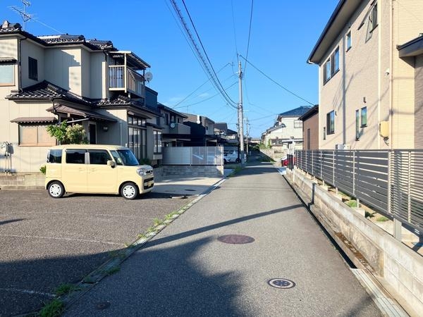 新潟市西区小針南の土地