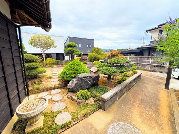 新潟市秋葉区舟戸１丁目の中古一戸建て