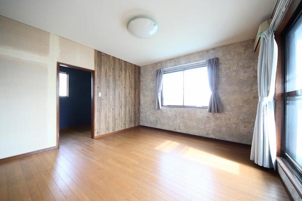新潟市西区小針６丁目の中古一戸建て