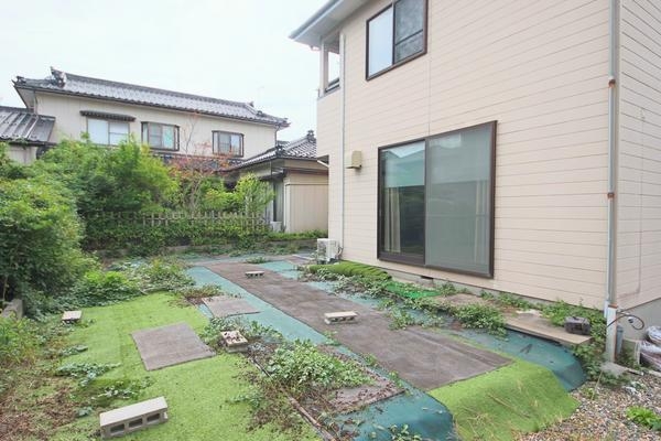 新潟市西区小針６丁目の中古一戸建て
