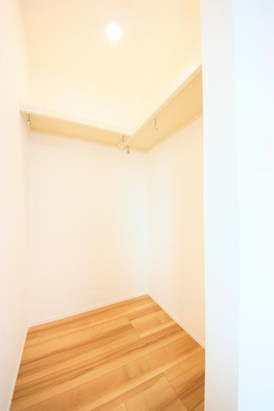 中央区日の出1丁目　新築戸建