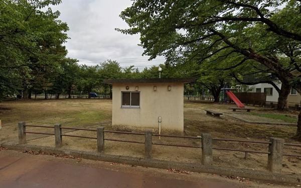 長岡市高見１丁目の中古一戸建て(諏訪公園)