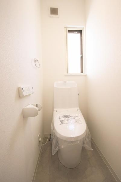 長岡市高見１丁目の中古一戸建て