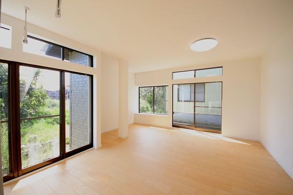 長岡市高見１丁目の中古一戸建て