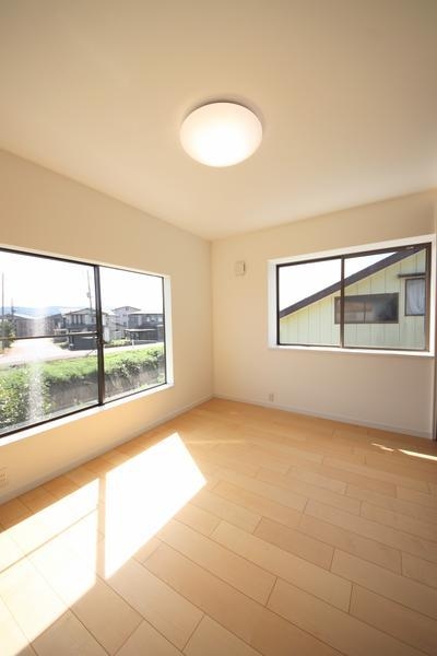 長岡市高見１丁目の中古一戸建て
