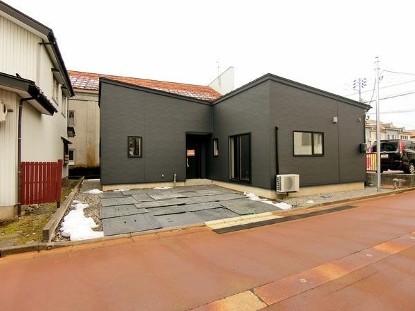 長岡市大島新町3丁目　新築戸建