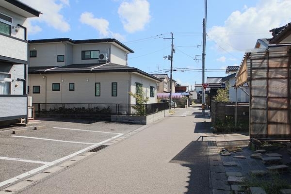 新潟市西区小新西２丁目の中古一戸建て