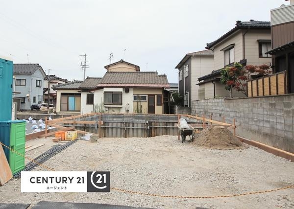 新潟市西区西小針台２丁目の新築一戸建