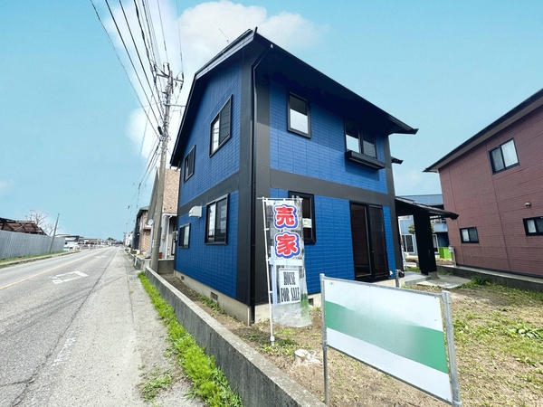 北蒲原郡聖籠町大字諏訪山の中古一戸建て