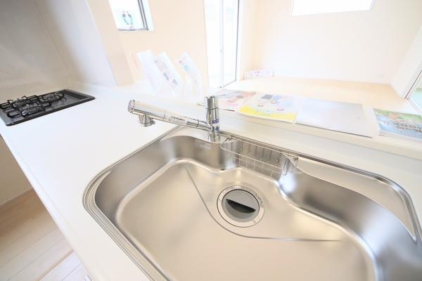 新発田市諏訪町３丁目の新築一戸建