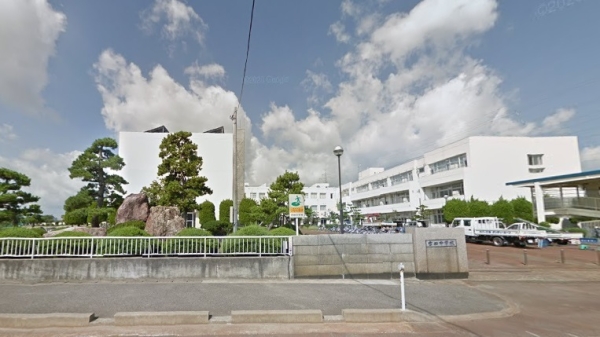燕市吉田鴻巣の新築一戸建(燕市立吉田中学校)