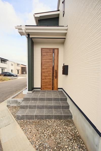 燕市杉柳の新築一戸建