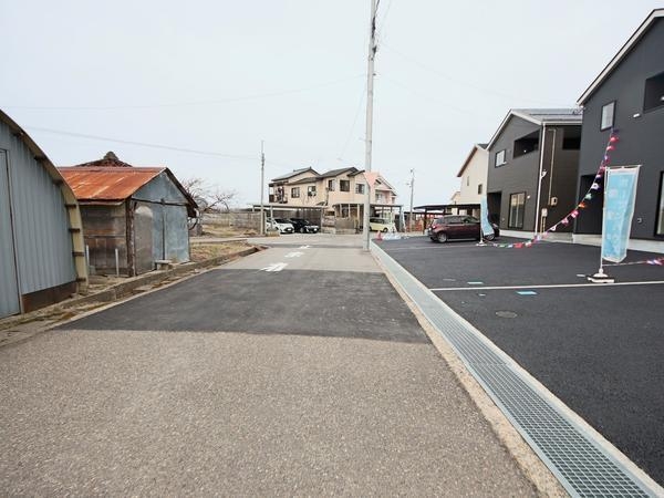 新潟市東区根室新町の新築一戸建