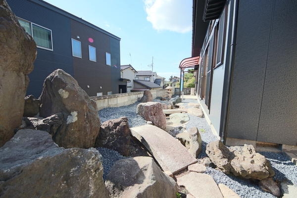 新潟市東区河渡3丁目の中古一戸建て(庭)