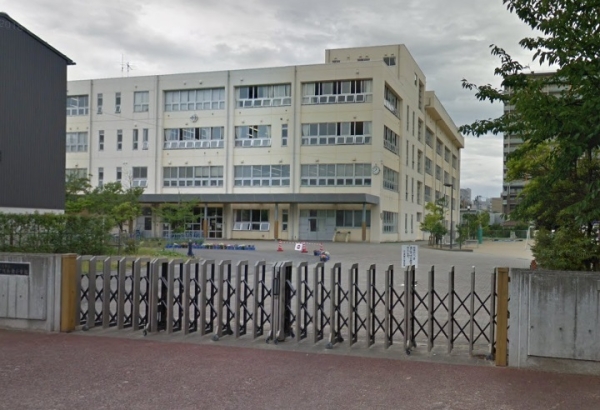 ダイアパレスシアース万代東棟(新潟市立万代長嶺小学校)