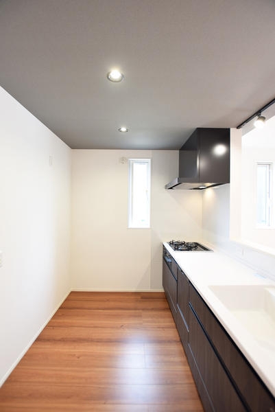 西区五十嵐二の町　C棟　新築戸建