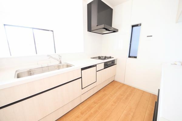 新潟市東区松崎１丁目の新築一戸建