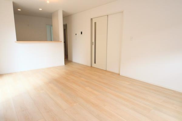 新潟市西区鳥原新田の新築一戸建