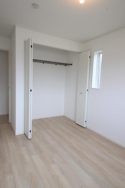 新潟市西区鳥原新田の新築一戸建