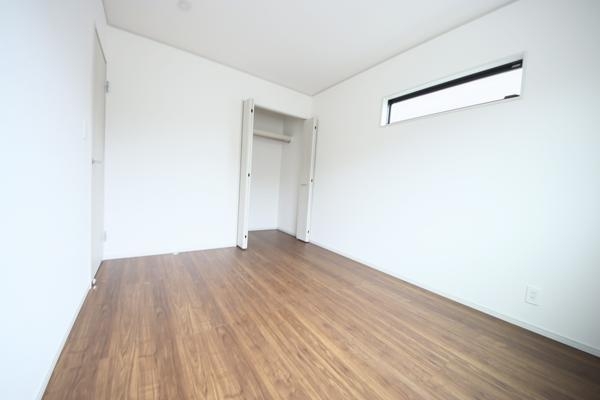 燕市井土巻４丁目の新築一戸建