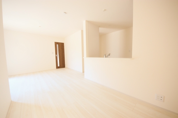 新潟市中央区関南町の新築一戸建