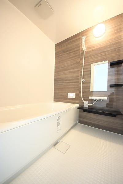 新潟市西区五十嵐中島５丁目の中古一戸建て