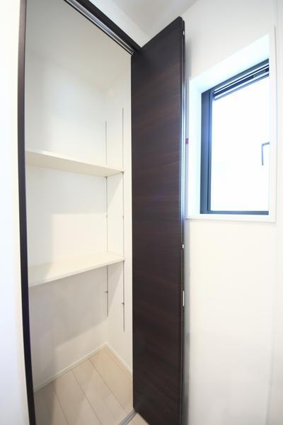 新潟市西区五十嵐中島５丁目の中古一戸建て