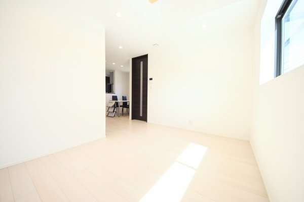 新潟市西区五十嵐中島５丁目の中古一戸建て