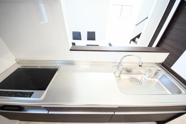 新潟市西区五十嵐中島５丁目の中古一戸建て