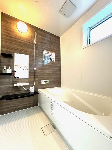 長岡市稲保南2　新築戸建