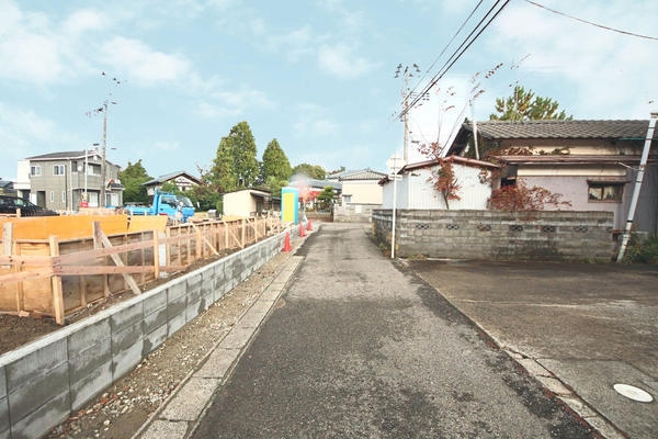 新潟市中央区山二ツ４丁目の新築一戸建