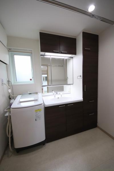 新潟市西区善久の中古一戸建て