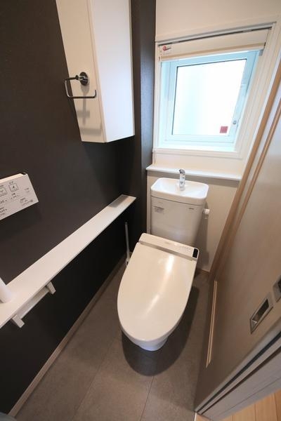 新潟市西区善久の中古一戸建て