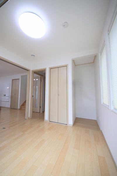 新潟市西区善久の中古一戸建て