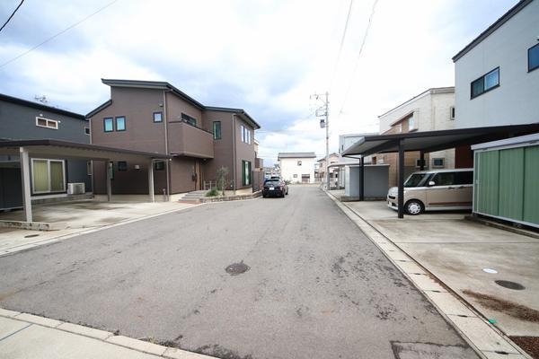 新潟市西区善久の中古一戸建て