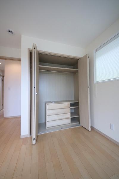 新潟市西区善久の中古一戸建て