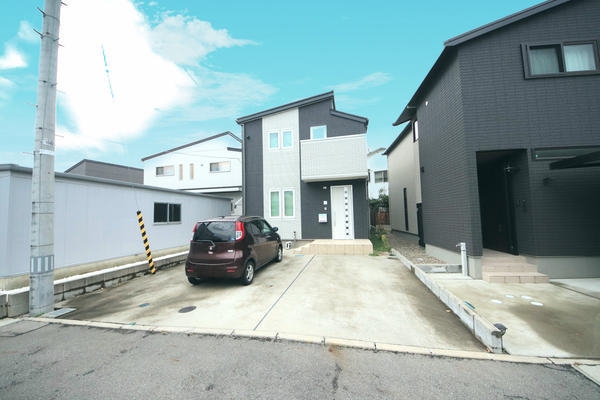 新潟市西区善久の中古一戸建て