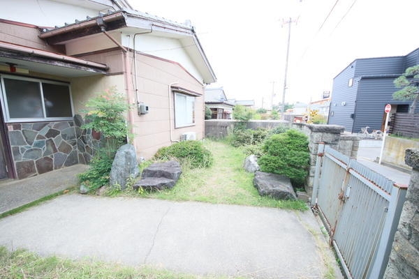 新潟市西区寺尾上５丁目の中古一戸建て