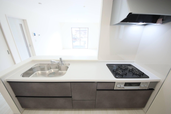 新潟市西区五十嵐中島５丁目の新築一戸建