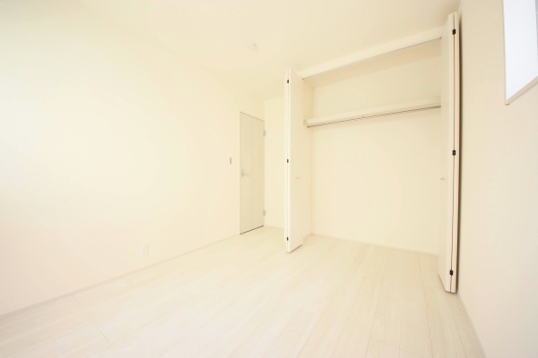 新潟市西区五十嵐中島５丁目の新築一戸建